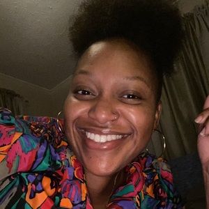 Meet your Posher, Jasmine